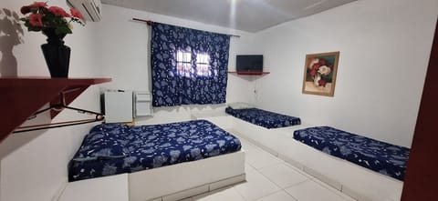 Standard Quadruple Room | Free WiFi, bed sheets