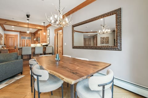 Condo, 1 Bedroom | Dining