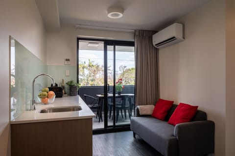 Deluxe Studio, 1 Queen Bed, Kitchenette & Balcony | Private kitchenette | Fridge, coffee/tea maker