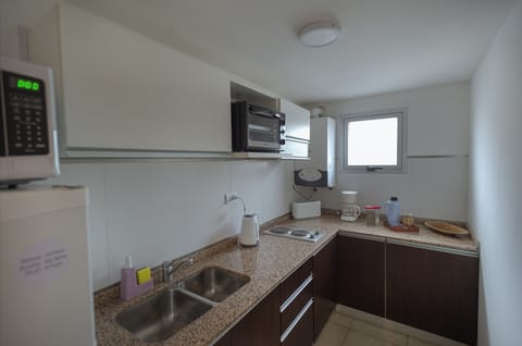 Apartment, 2 Bedrooms, Balcony, Mountain View (Towers) | Private kitchen | Full-size fridge, microwave, oven, stovetop