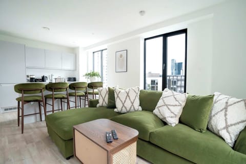 Welcome to CasaCity! ♡ We’d love to host you and make your stay unforgettable.