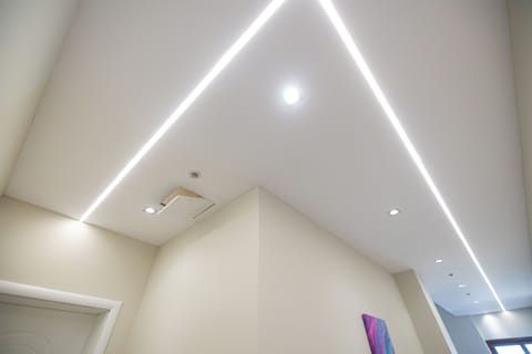 Suite | 1 bedroom, soundproofing, bed sheets