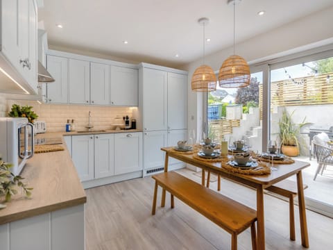 Kitchen/diner | Ty Mor, Abersoch