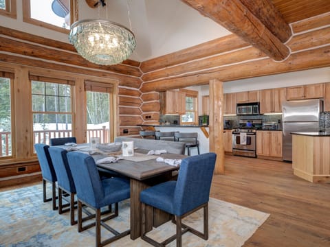 Powder Ridge 26 Rosebud Dining Room, 2