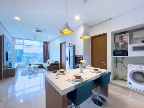 Deluxe Apartment, City View | Room amenity