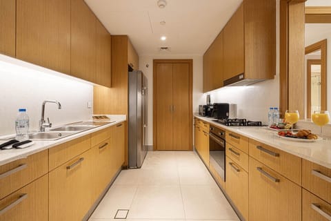 Fully Equipped Modern Kitchen