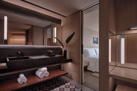 Suite, 1 King Bed (Pavilion) | Bathroom