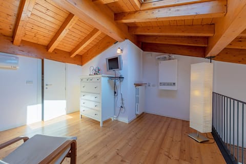 Apartment, Pool View | 2 bedrooms, iron/ironing board, free WiFi