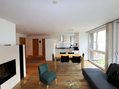 Property, Building, Couch, Wood, Interior Design, Living Room, Flooring, Table, Floor, Hall