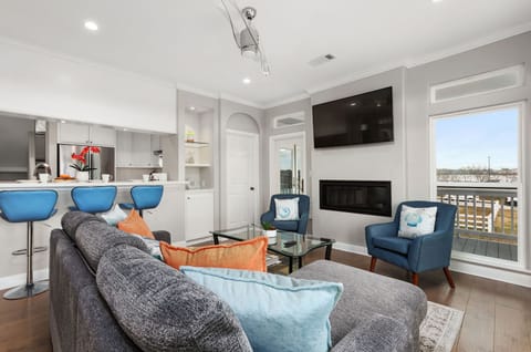 Hang out in the living room with friends and family and catch up on the latest movies you have been meaning to watch.