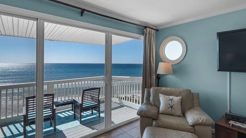 Condo, Multiple Beds, Balcony, Ocean View (Mistral 10) | Beach/ocean view