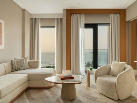 Waking Eclipse One Bedroom Suite - Sea View | Premium bedding, down comforters, minibar, in-room safe