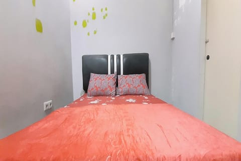 Standard Double Room | Free WiFi, bed sheets