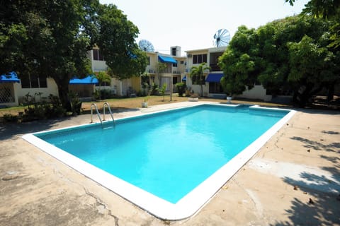 Apartment | Pool | Outdoor pool