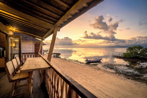 Deluxe Villa, Beach View, Beachfront | Balcony