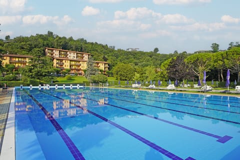 Seasonal outdoor pool