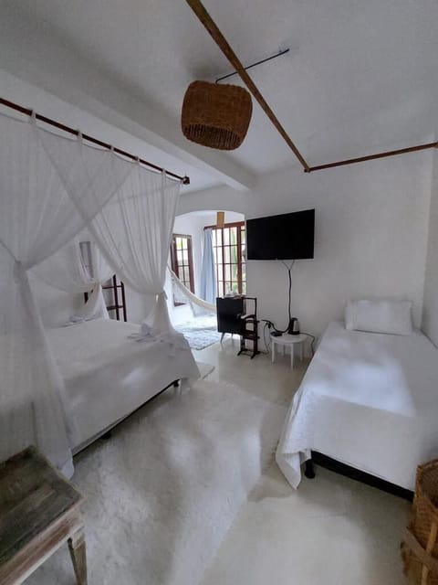 Family Suite, Courtyard View | Free WiFi, bed sheets