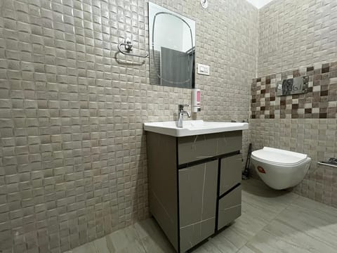 Superior Room | Bathroom