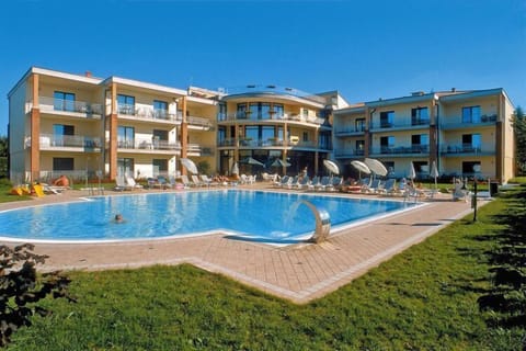 Holiday Home Swimming Pool