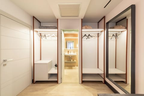 Comfort Triple Room, City View | Laptop workspace, free WiFi