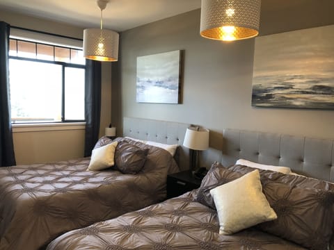 Premium Double Room, Ocean View | 1 bedroom, premium bedding, desk, soundproofing