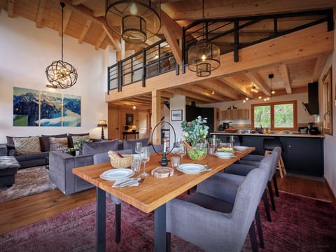 Dining/Lounge/Kitchen