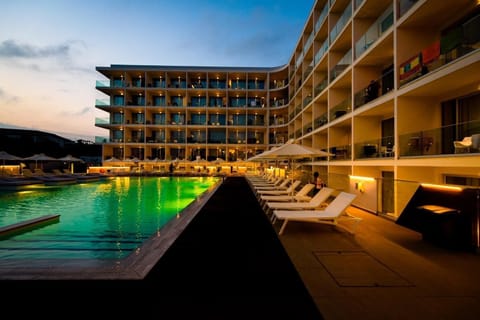 Indoor pool, outdoor pool