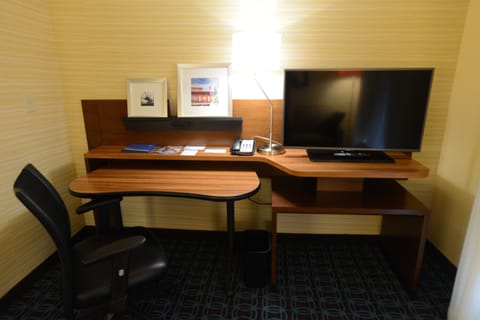 In-room safe, desk, laptop workspace, iron/ironing board