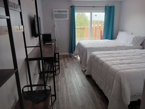 Premium Double Room, Balcony | Free WiFi, bed sheets