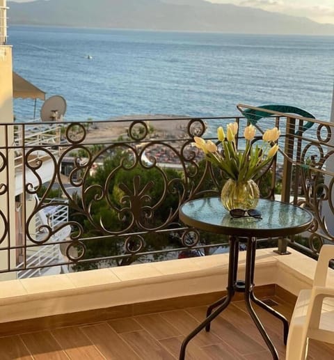 Deluxe Double Room, Sea View | Balcony