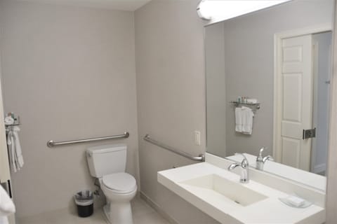 Premium Room, 2 Queen Beds, Accessible | Bathroom | Designer toiletries, hair dryer, towels
