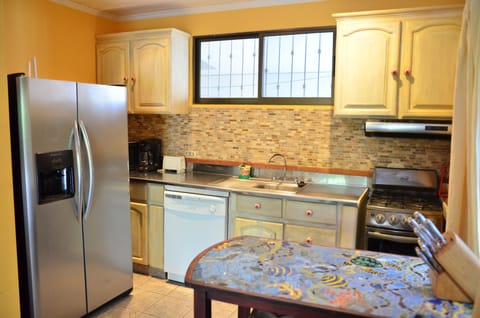 Condo, 2 Bedrooms | Private kitchen | Coffee/tea maker