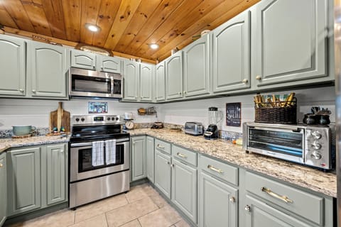 Duck Duck Moose's fully-equipped kitchen