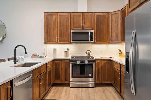 90 Hay Meadow Dr SR-8