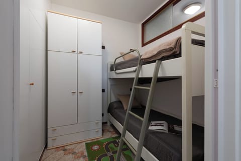 Apartment | 2 bedrooms, free WiFi