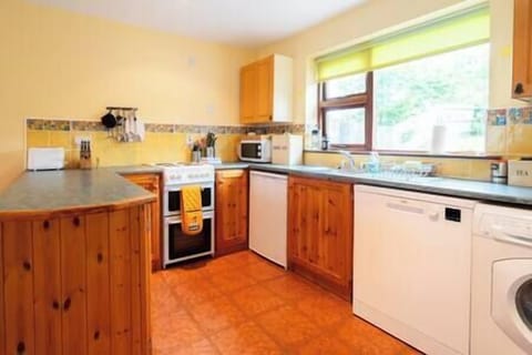 B1082767 14de 4335 b1dd bb007d94b50f