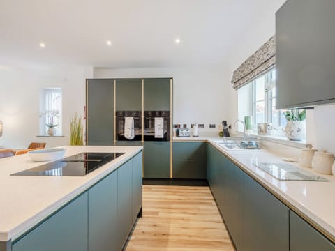Kitchen/diner | Sandcastles, Bridlington