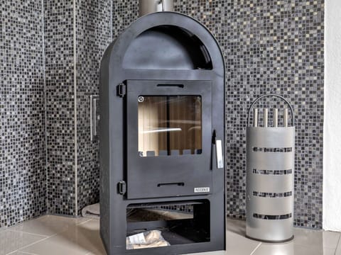 Food, Sky, Table, Tableware, Mountain, Cloud, Plant, Furniture, Green, Natural Landscape