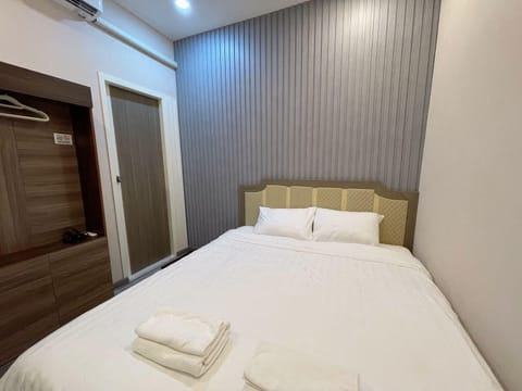 Classic Double Room | Free WiFi