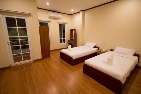 Standard Double or Twin Room | Free WiFi