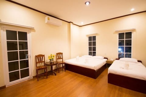 Standard Triple Room | Free WiFi