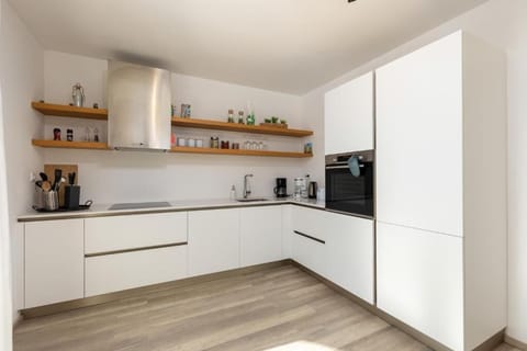 Villa Diminici 13B | Private kitchen | Full-size fridge, oven, stovetop, dishwasher