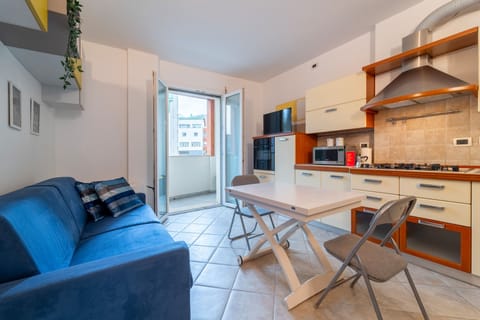 Apartment | Private kitchen | Electric kettle