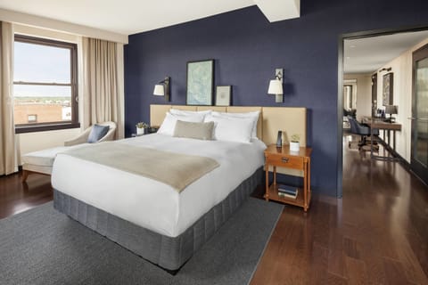 Suite, 1 Bedroom | Frette Italian sheets, hypo-allergenic bedding, pillowtop beds