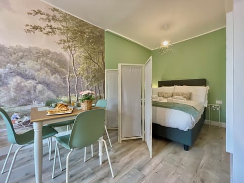 Family Apartment, 1 Double Bed with Sofa bed, Non Smoking, Private Bathroom | Private kitchen | Fridge, microwave, stovetop, toaster