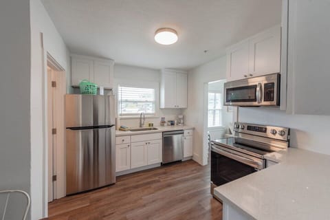 #StayinMyDistrict #BluebirdCottage #BookDirect