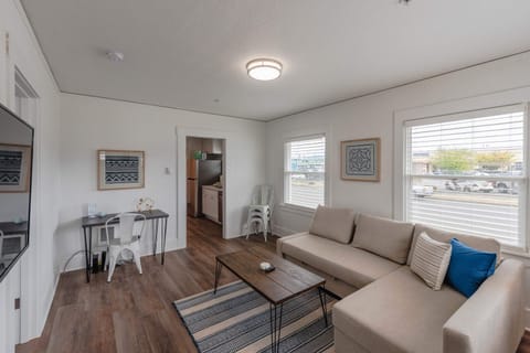 #StayinMyDistrict #BluebirdCottage #BookDirect