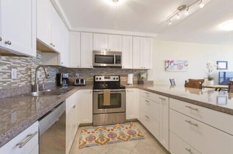 Condo, 2 Bedrooms, 2 Bathrooms, Beach View (#4) | Private kitchen | Full-size fridge, microwave, oven, stovetop