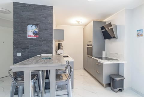 cuisine avec coin salle à manger