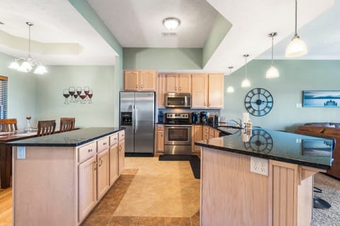 Full Kitchen with Upgraded Stainless Appliances